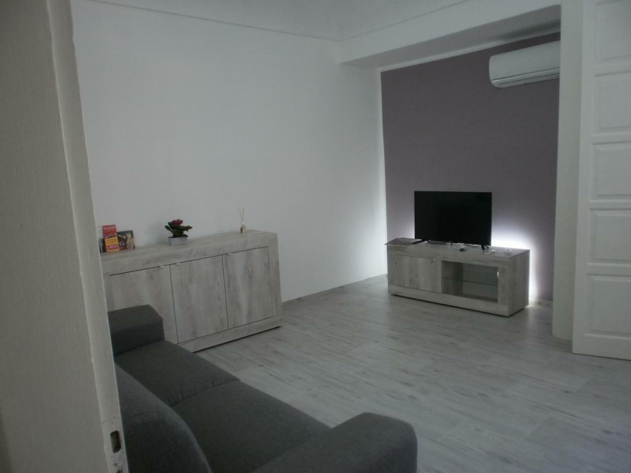 Casa Fean - Posto Auto Riservato Apartment Syracuse Luaran gambar